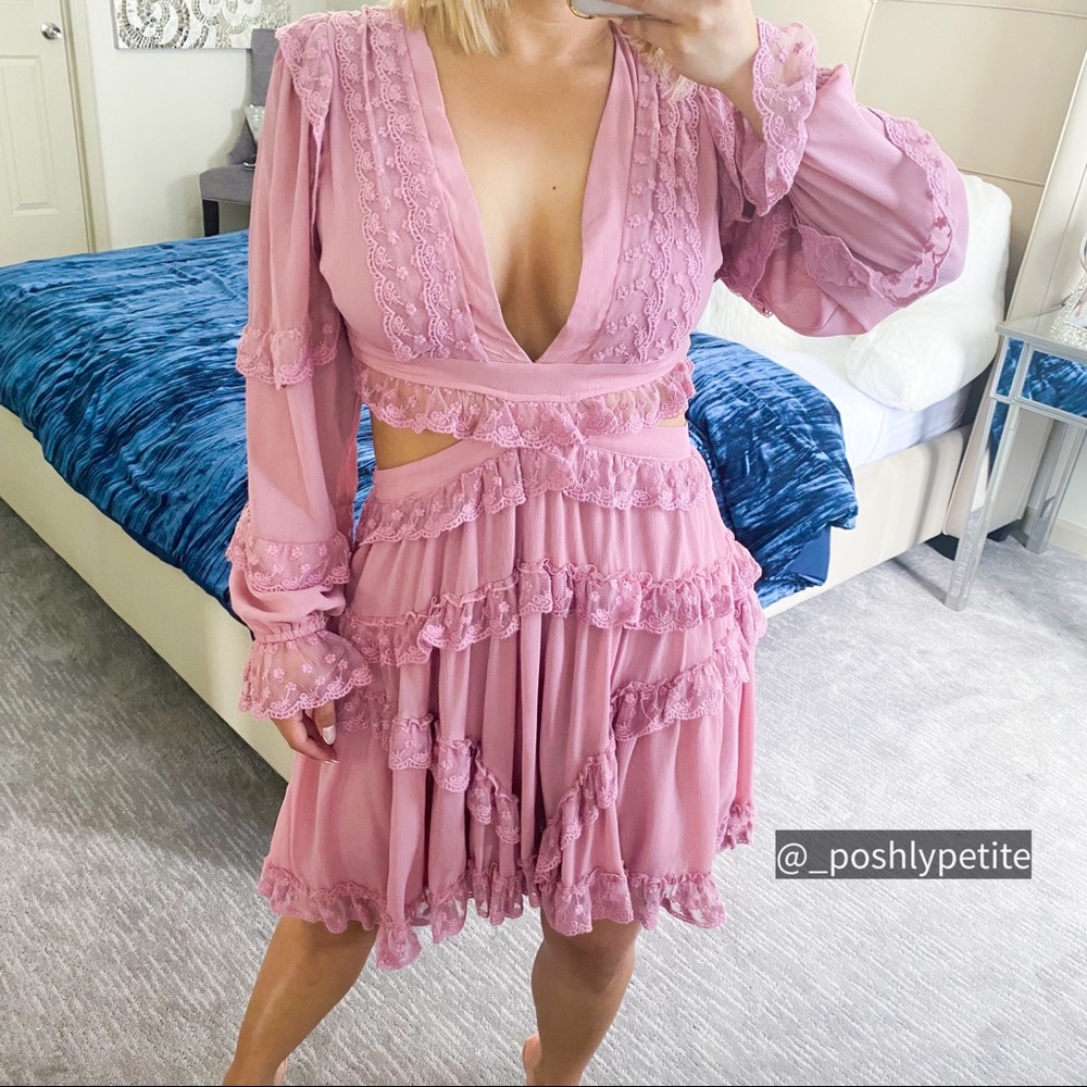 La’atiste mauve flower detail Ruffle Lace Up mini cutout strap dress - Picture 9 of 13